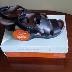 Natural Soul, all-thru comfort dress sandal